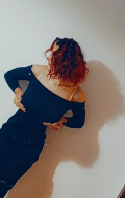 Buna sunt ioana matura 41 de ani azi venita