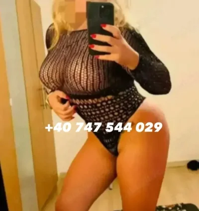 Diana sani mari piercing in limba