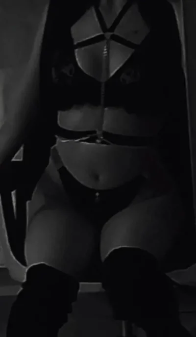 Buna sunt sophie reala 100 confirm
