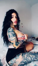 New party girl in town poze 100 reale - imagine 2