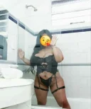 Noua bruneta vip - imagine 1