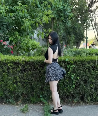 Iasmina 21 ani doar deplasari minion