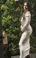 Bruneta cu forme - imagine 4