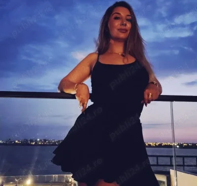 Andreea hot skinny ofer show la web