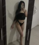 Bruneta cu chef de joaca - imagine 2