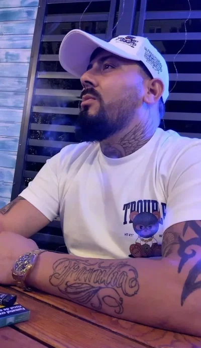 Cuplu pentru cupluri doar whatsapp