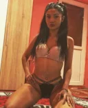 Myky bruneta slimm - imagine 1