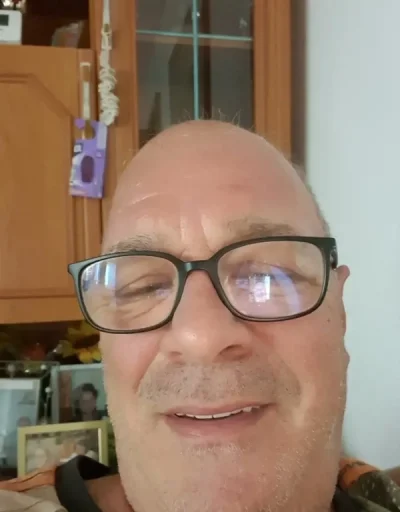 Caut o fata de 46 50ani sa termina viata inpreuna