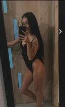 Ma numesc karla am 21 de ani te astept la mine sau la tine - imagine 1