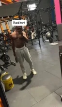 Traiesti o singura data asa ca traieste clipa - imagine 2