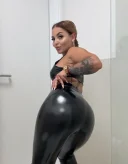 Karla noua in oras - imagine 1