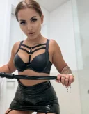 Karla noua in oras - imagine 5