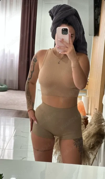 Te astept pe whatsapp la web si videoclipuri