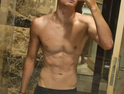 Tanar de 19 ani pentru doamne de orice vârstă si cupluri!