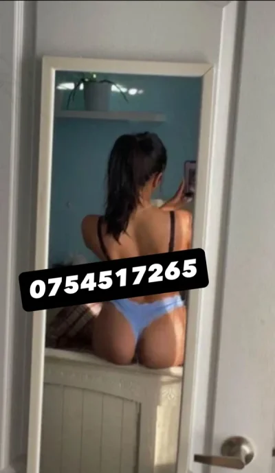 Bunaa Larisa aici pentru tine**