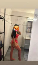 Bruneta sexy - imagine 3