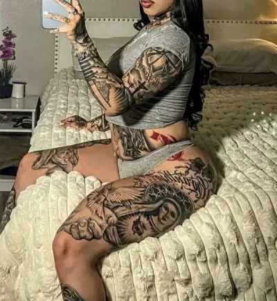 Bruneta matură, 45 ani