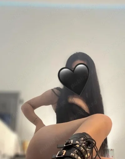 Dețin locație Fac și deplasări !! Nouă în oraș !!