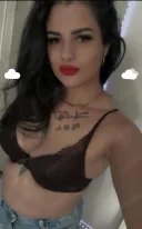 Party girl..fac si deplasări - imagine 3