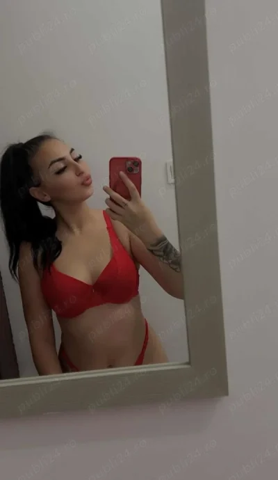 Reala 100 % Amanta perfecta poze în locație