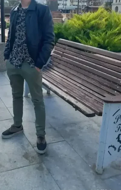 Doar pentru doamnele și domnișoare