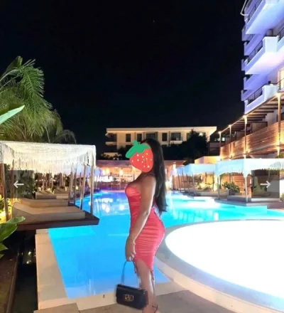 Hello. Numele meu este Julia, doar cateva zile la voi