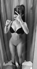 Sunt aici doar pentru tine - imagine 3