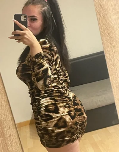 Buna sunt Carla,noua in acest domeniu si pentru prima data la voi in oras!