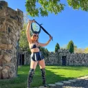 Dominare la nivel profesional Dracula Femdom Castle : negresa bruneta si blonda - imagine 2