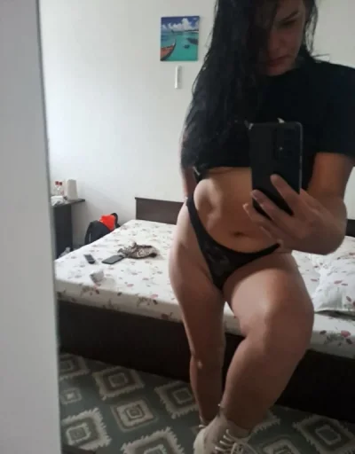 Bună sunt noua în oraș pentru câteva zile