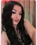 Bruneta sexy _noua de pasaj - imagine 1