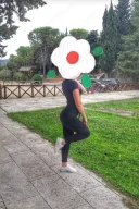 Buna am revenit în oraș vă aștept să vă relaxați alături de mine - imagine 3