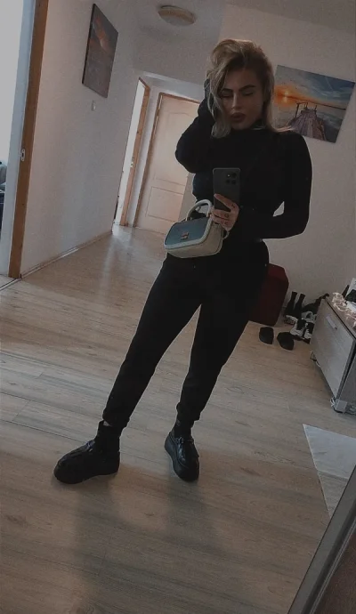 Bunaaa!!!! Doar deplasări