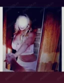 La o Distracție erotică pe video-apel. - imagine 5