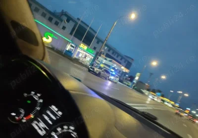 Disponibil pentru femei