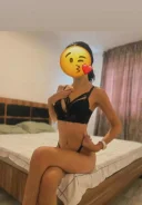 Brunetă slim, 20 de ani ! Prima zi la voi - imagine 3