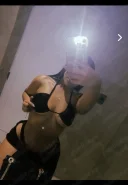 Bruneta sexi senzuala noua in orasu tau reala - imagine 4