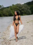 Transexuala 3zile in oras - imagine 3