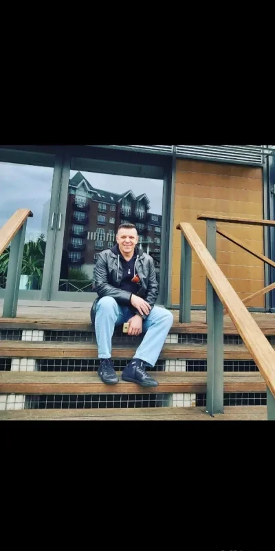 Vino sa zâmbim împreună....