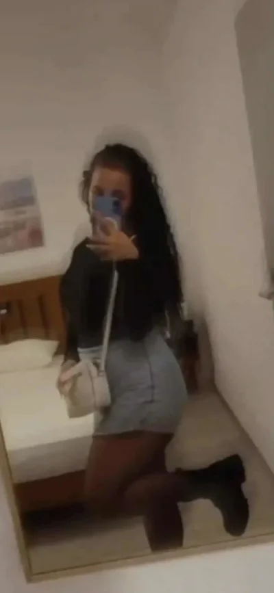 Francisca 25 de ani ful servici