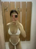 Bruneta non stop !!fac si party - imagine 1