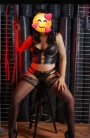 Bruneta reală nouă in oraș! - imagine 1