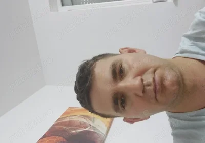 Caut cupluri și femei
