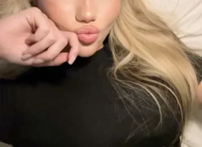 Doar deplasări pe hotel escortă de lux