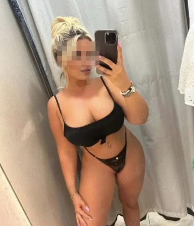 Blonda Poze Reale Zona Piata Moghioros