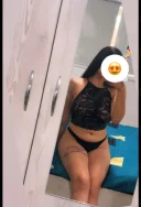 Bună sunt Emma,fac și deplasare la hotel.. - imagine 2