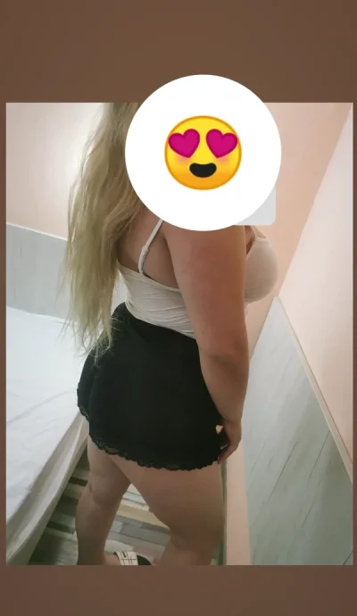 Bună mă numesc Larisa nouă in orașul tău