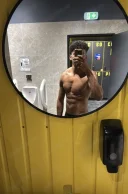 Ofer momente de neuitat romantice si altfel de momente - imagine 1