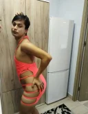 Buna sunt sara ..... Sunt Trans - imagine 2