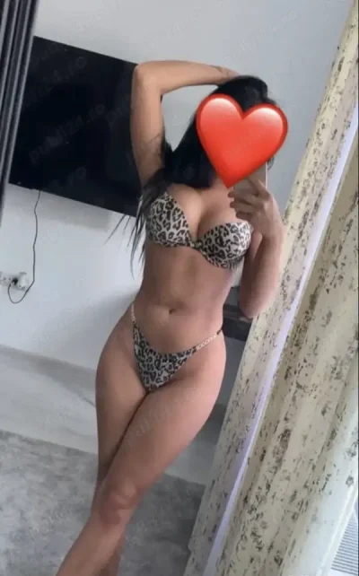 Buna sunt denisa 22 ani noua in orasul tau!